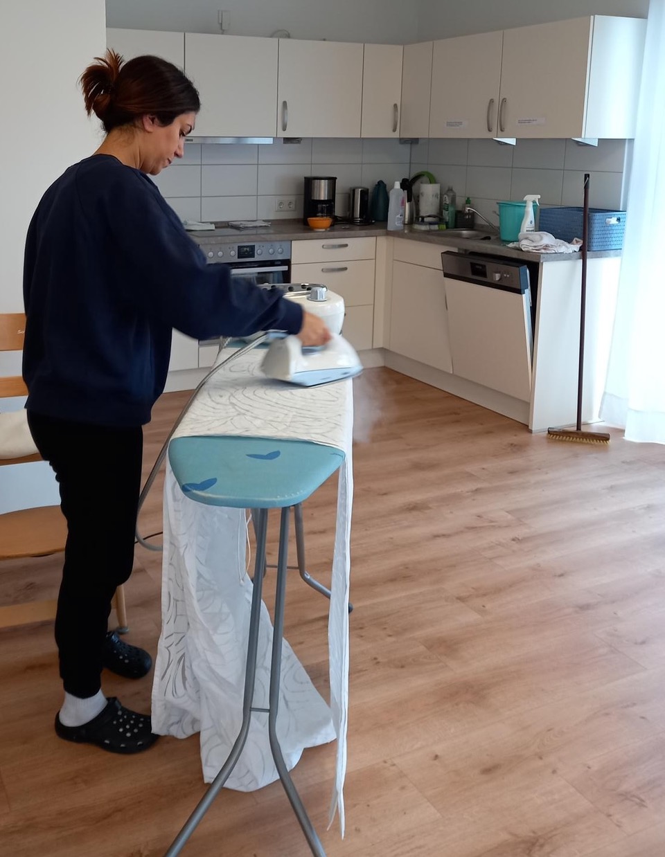 Hausputz_06b__Gardinen